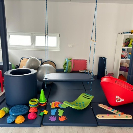 terapia-integracji-sensorycznej-sala-terapeutyczna-przedszkole-sezamkowe-5